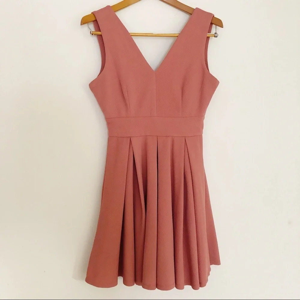 Haute Monde | Pleated Nude Sleeveless Dress